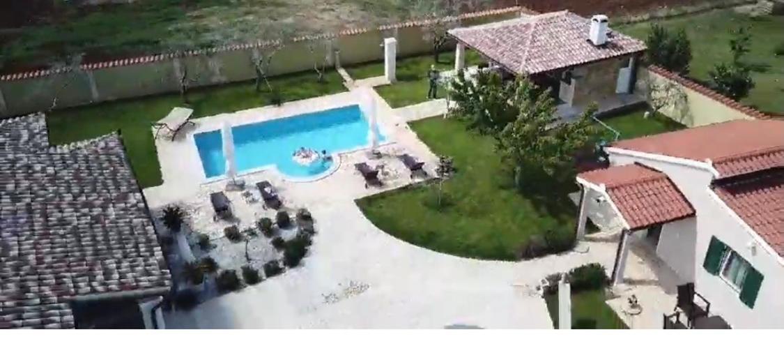 Villa Zafirah Pula Extérieur photo