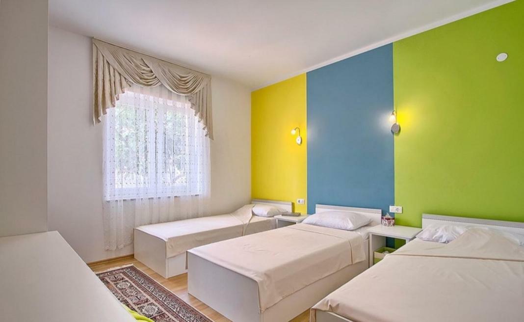 Villa Zafirah Pula Extérieur photo